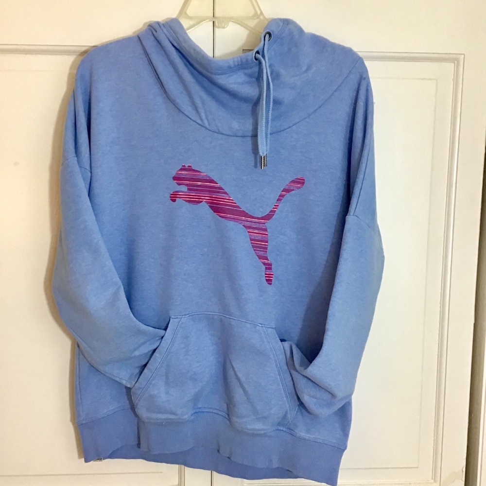 PUMA WOMEN’S Hoodie